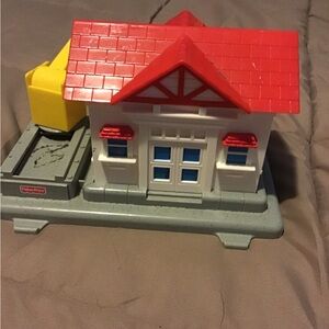 Fisher-Price Red and Yellow Action Playset